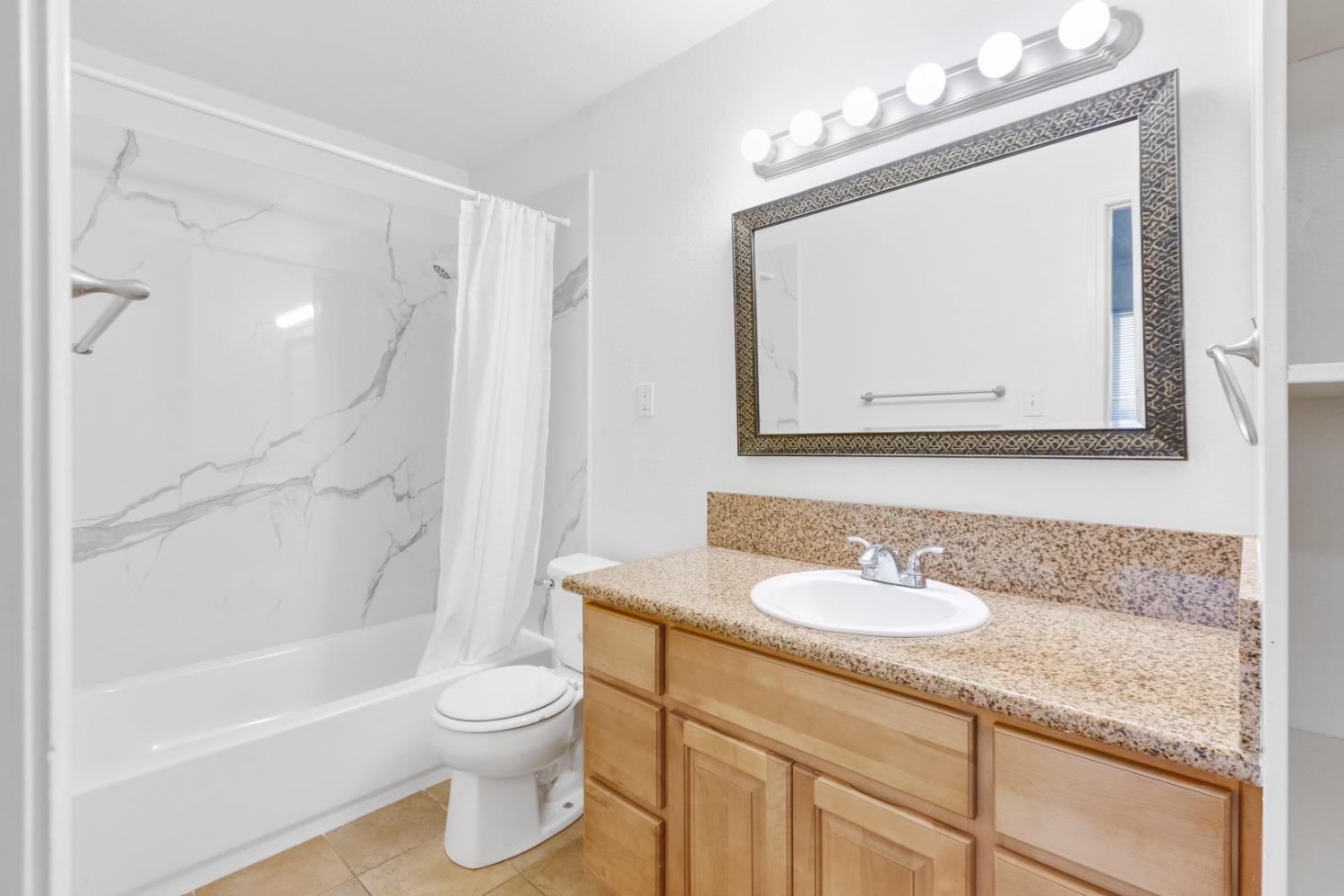 2013 Middleberry Road