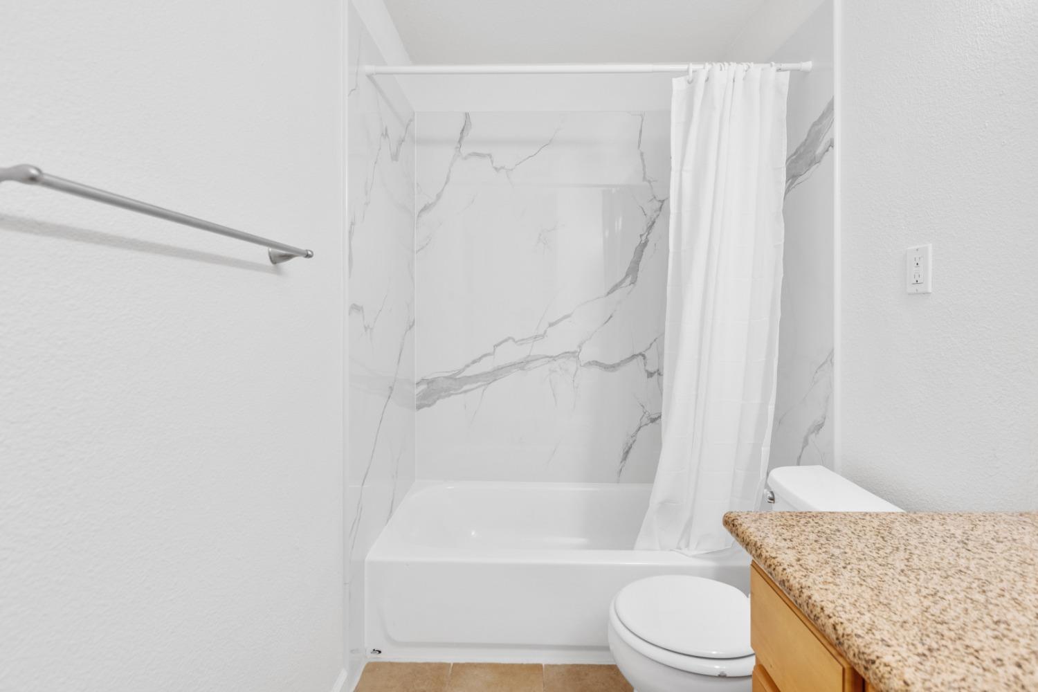 2013 Middleberry Road