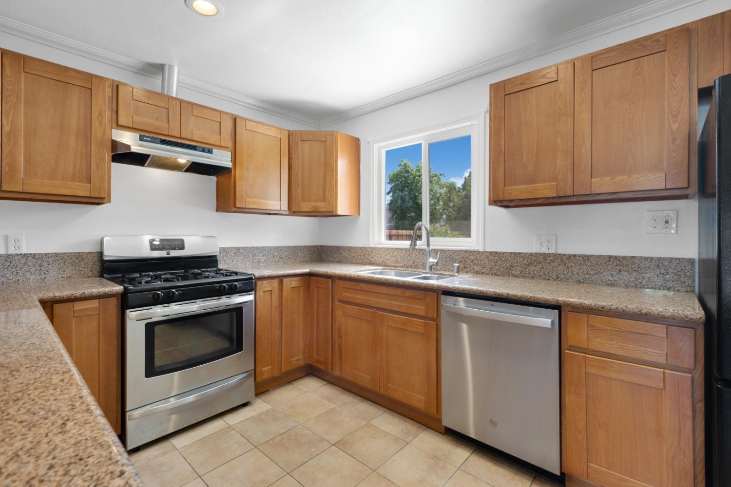 2013 Middleberry Road