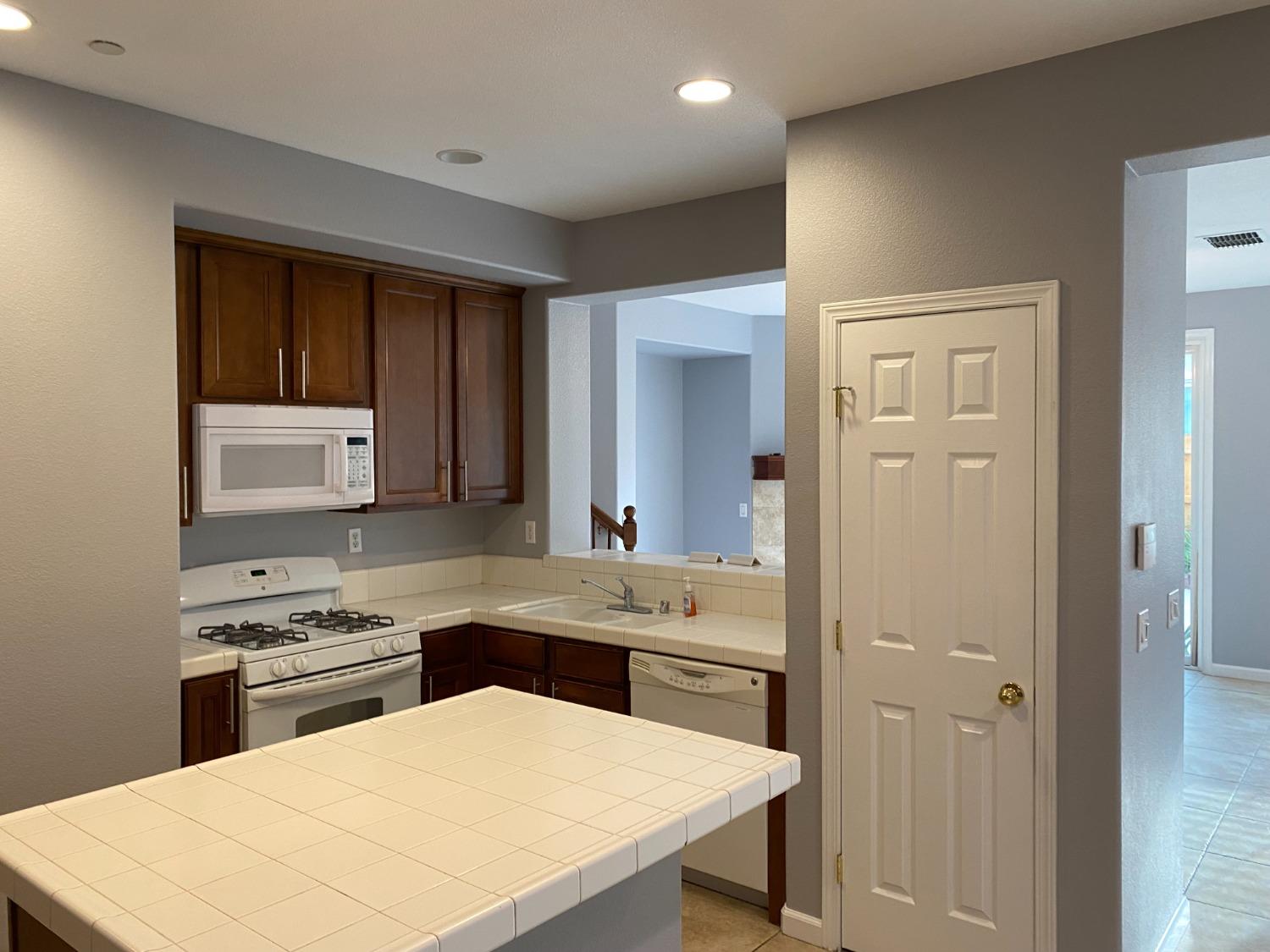 7515 Sheldon Road 27101