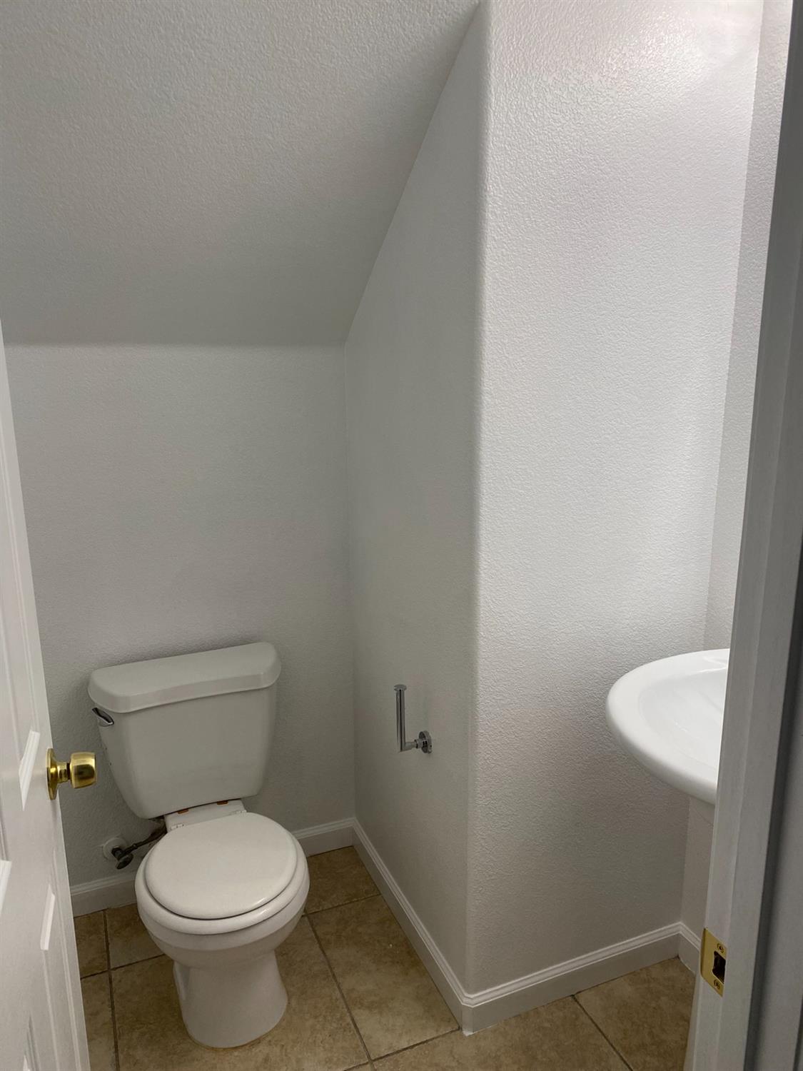 7515 Sheldon Road 27101