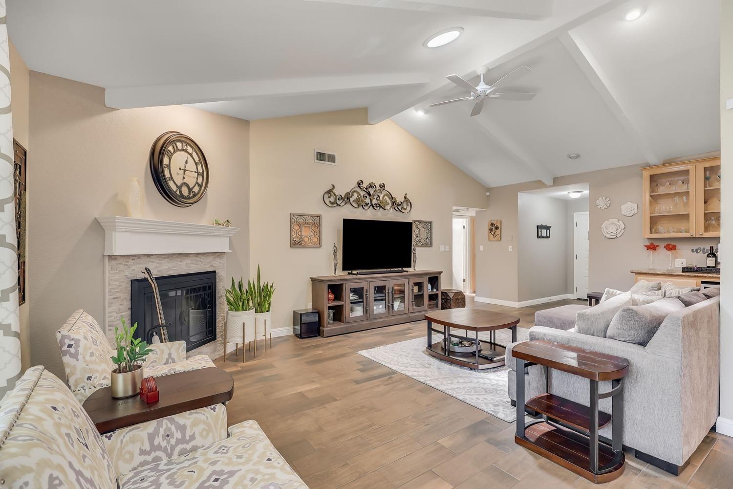 1235 Spruce Tree Circle