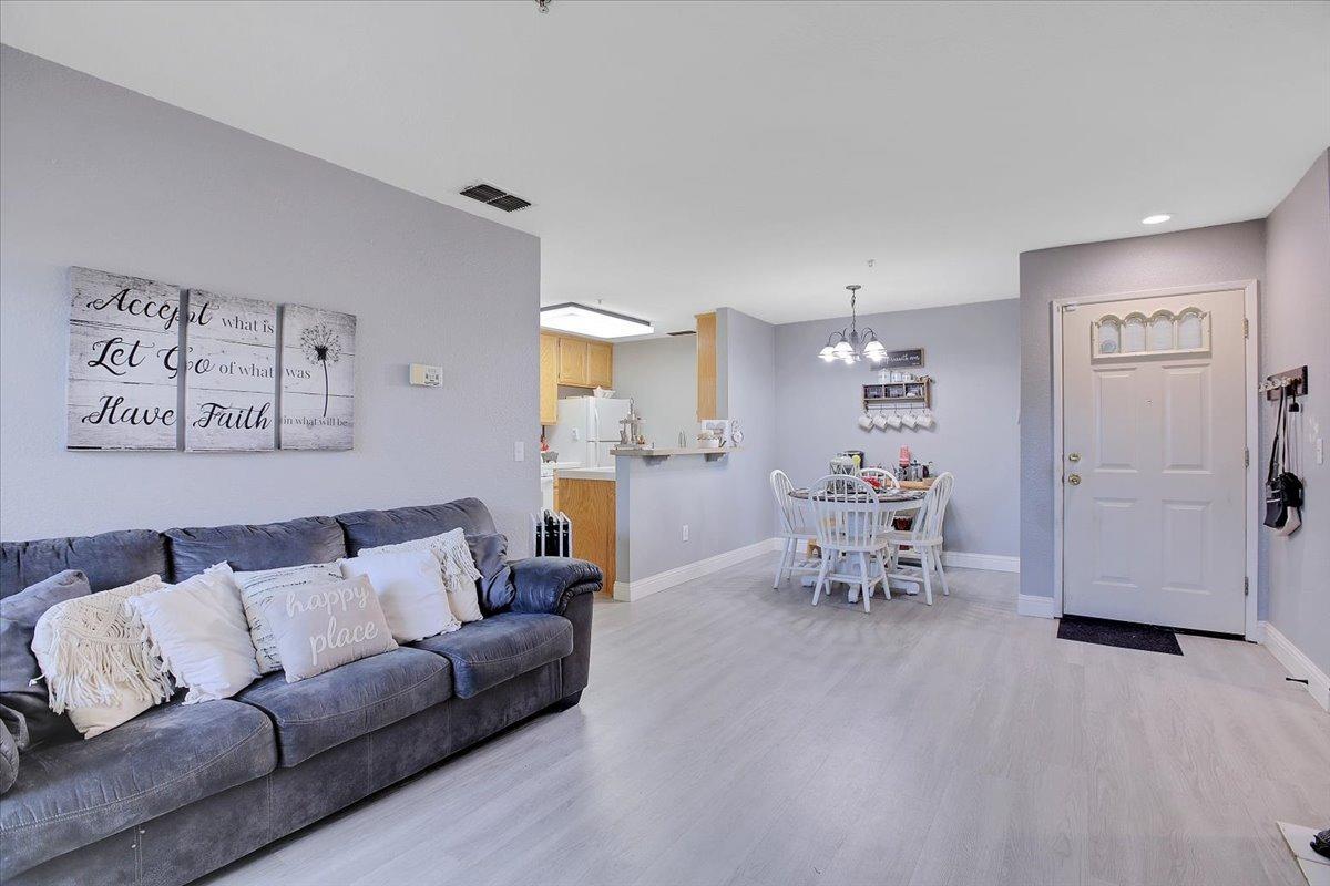 8020 Walerga Road 1271