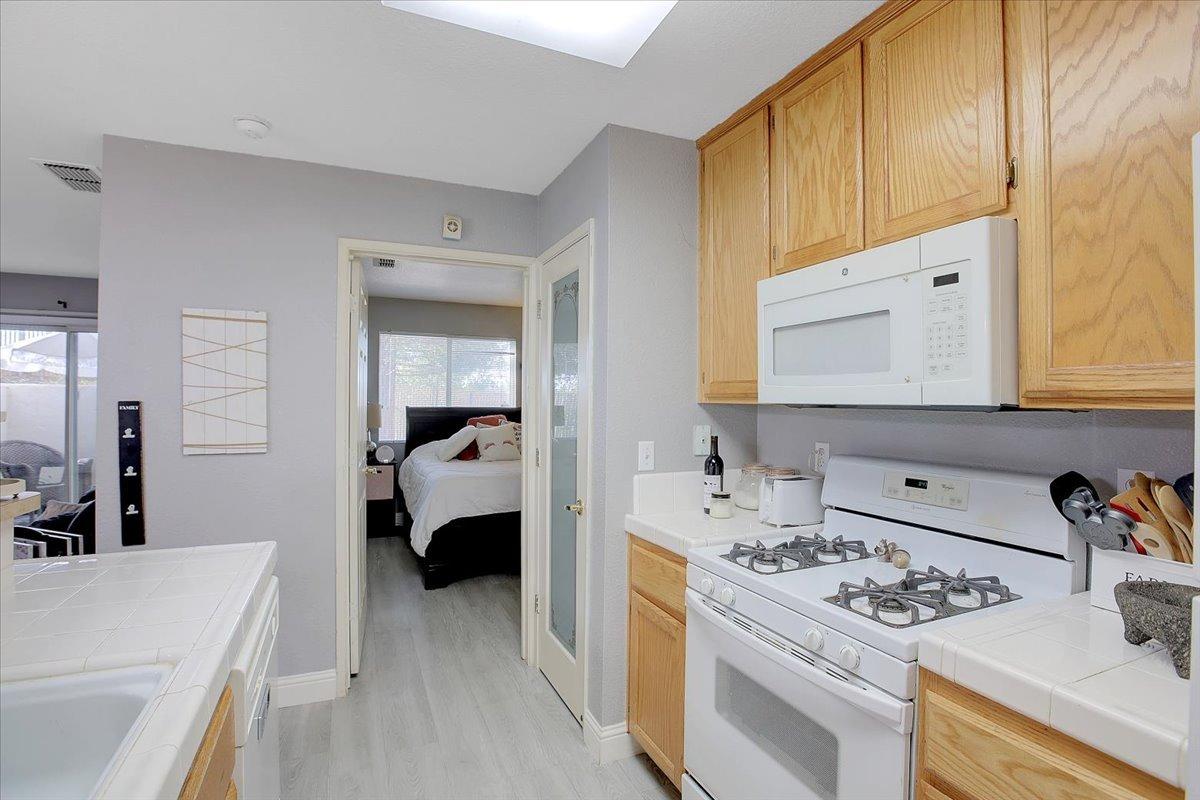 8020 Walerga Road 1271