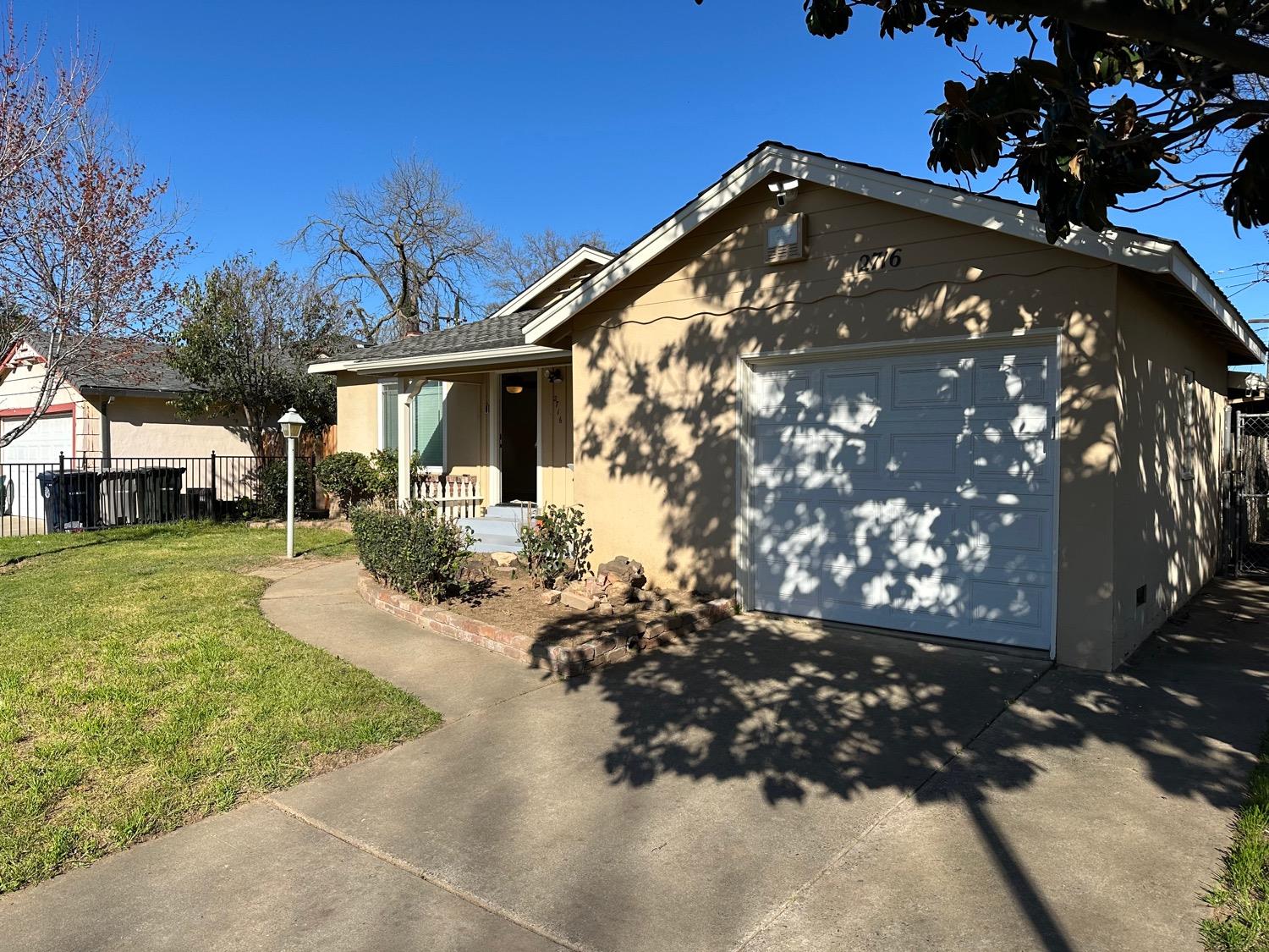 2716 Northview Drive