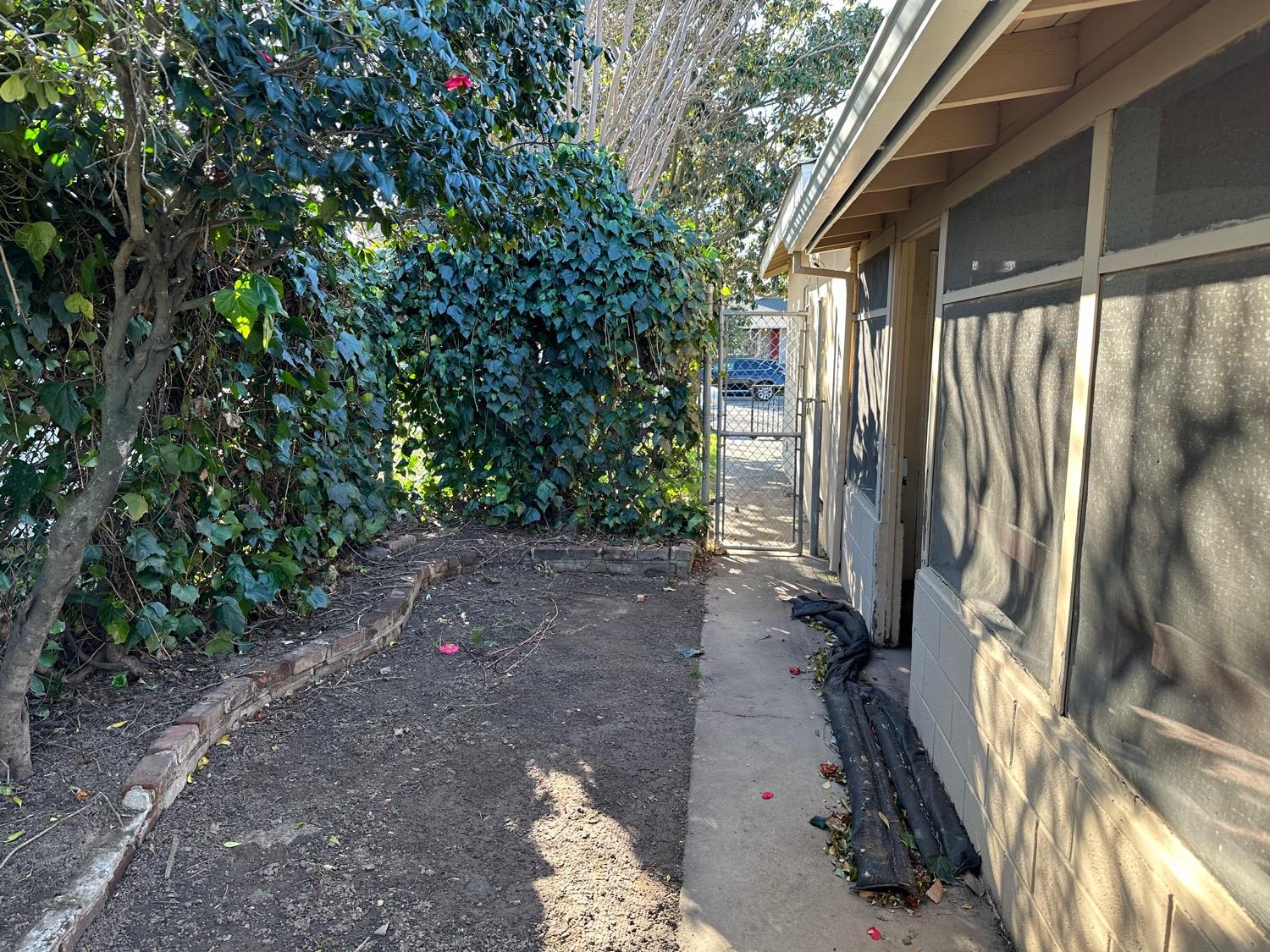 2716 Northview Drive