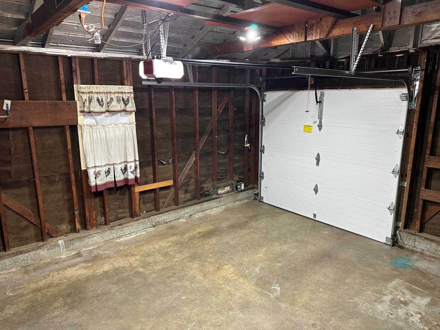 2716 Northview Drive