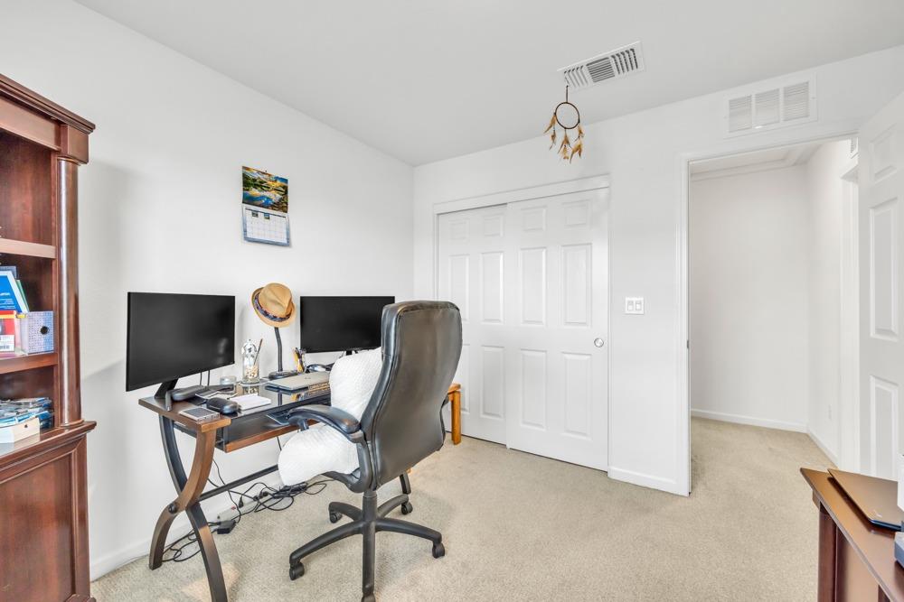 3241 Auburn Leaf Loop