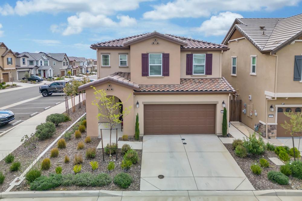 3241 Auburn Leaf Loop