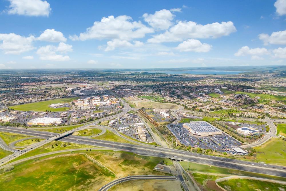 3241 Auburn Leaf Loop