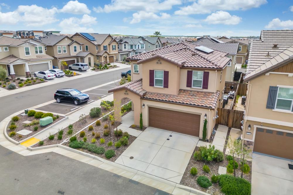 3241 Auburn Leaf Loop