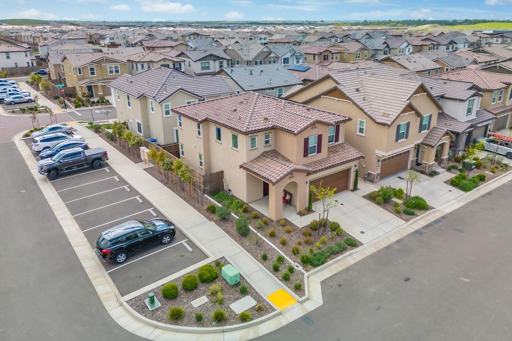 3241 Auburn Leaf Loop