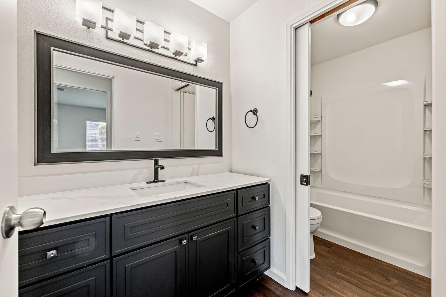 5736 Shadow Creek Drive 1