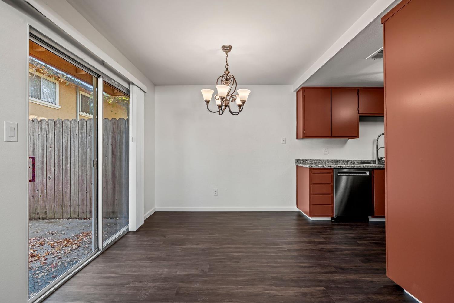 5736 Shadow Creek Drive 1