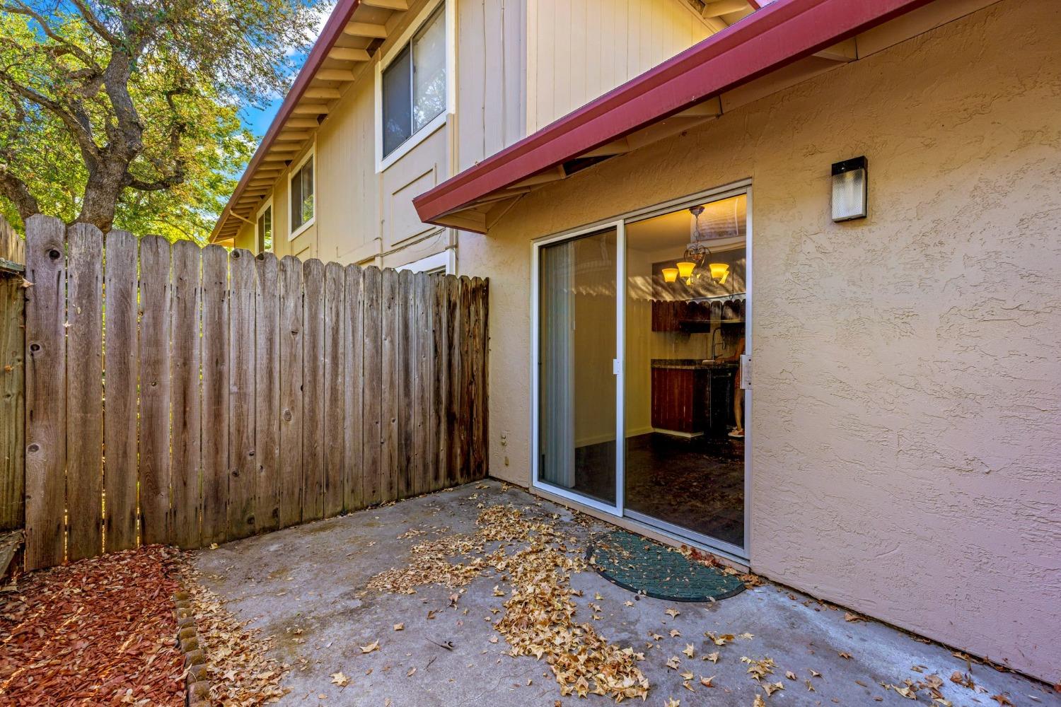 5736 Shadow Creek Drive 1