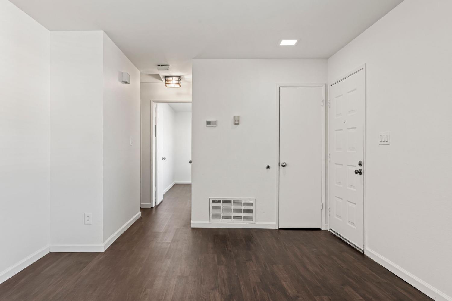 5736 Shadow Creek Drive 1