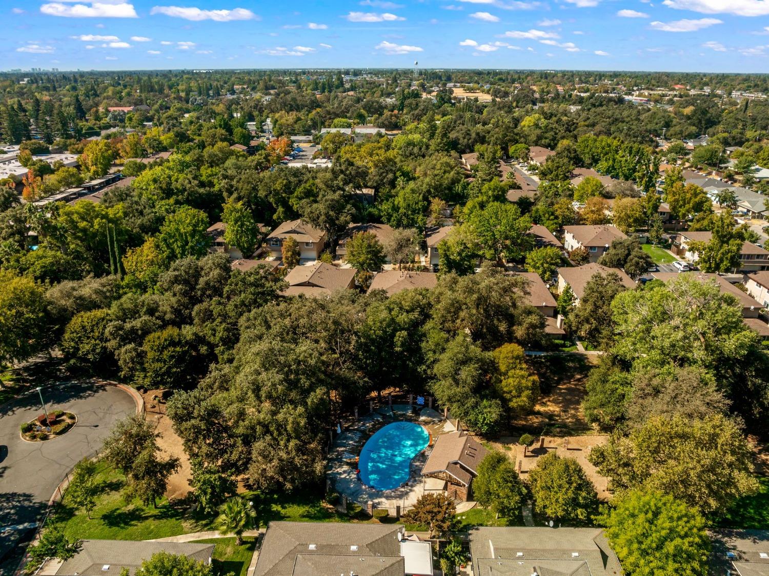 5736 Shadow Creek Drive 1