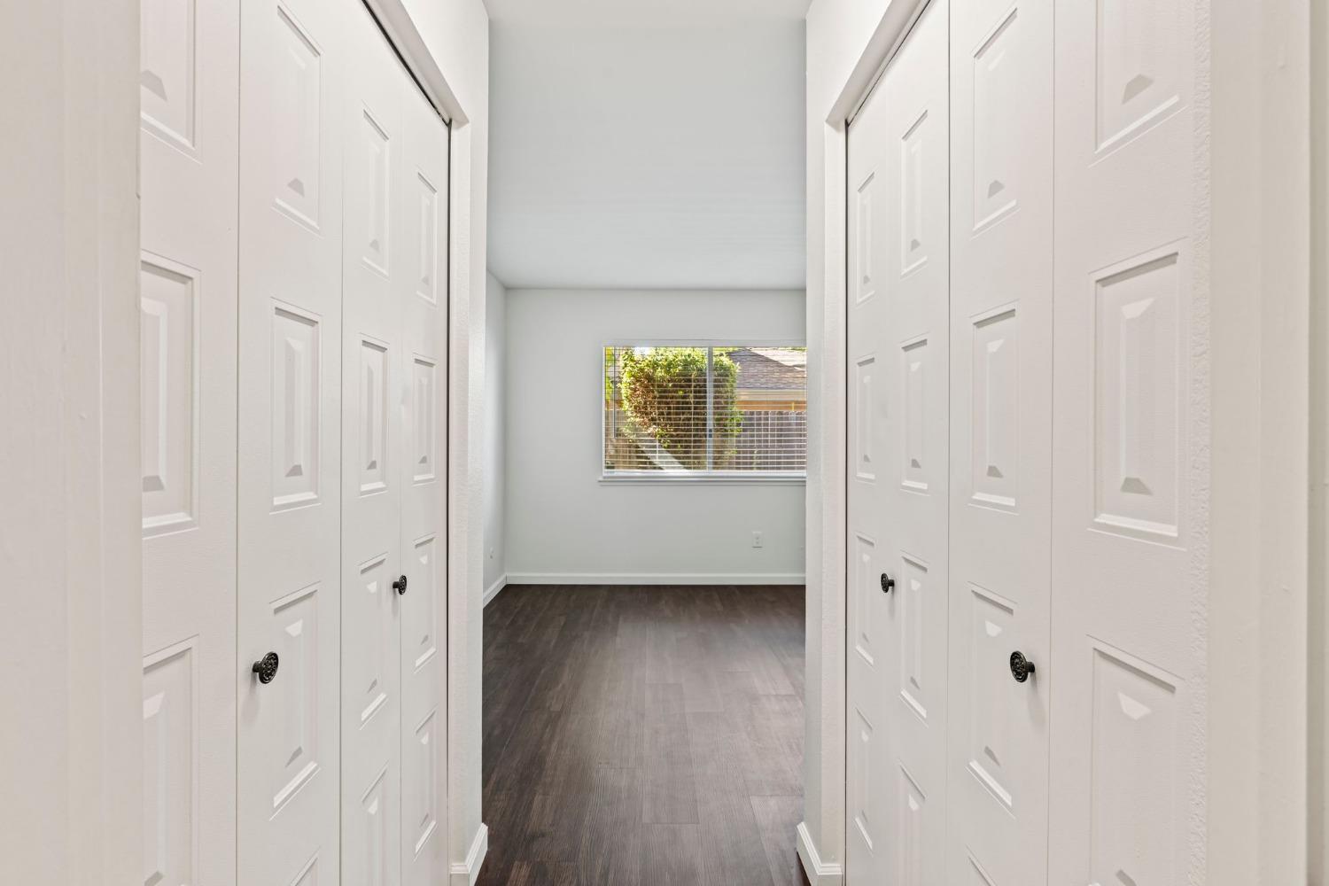 5736 Shadow Creek Drive 1