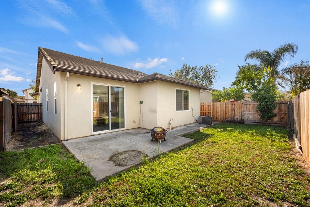 7522 Sun Castle Lane