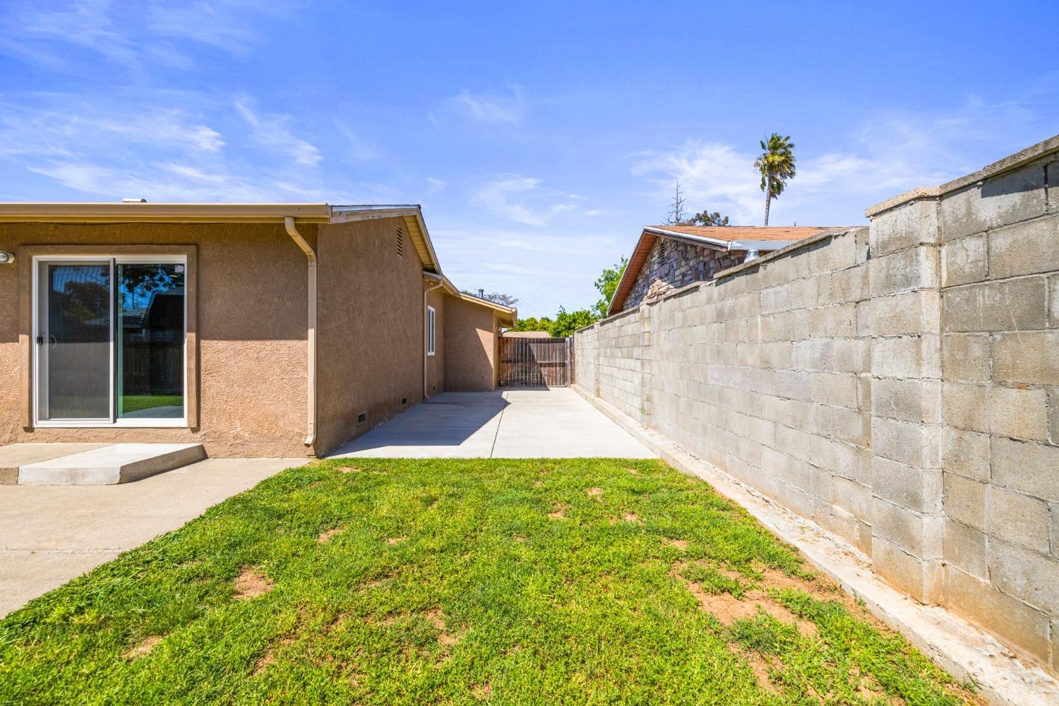 2142 Kirk Way