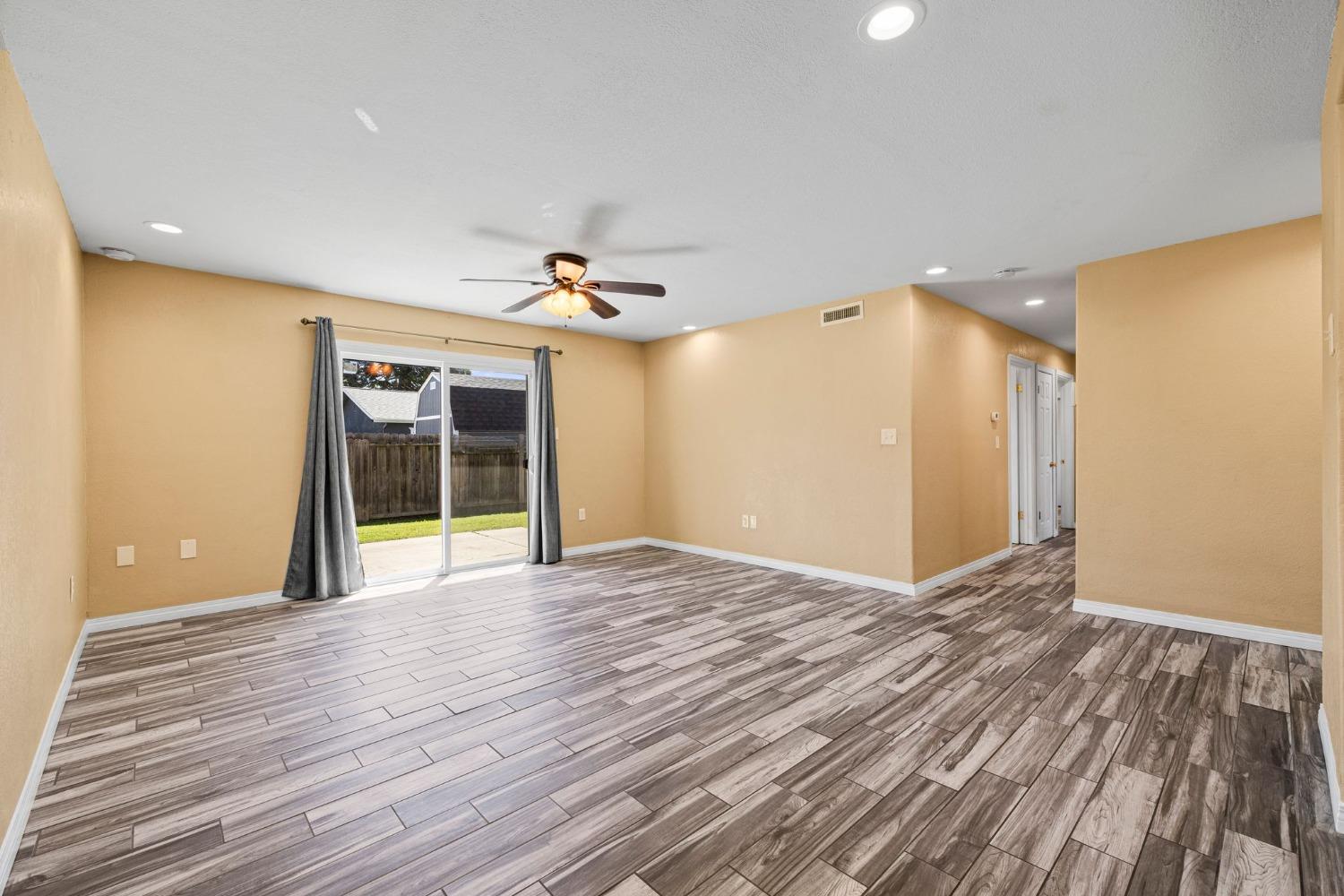 2142 Kirk Way