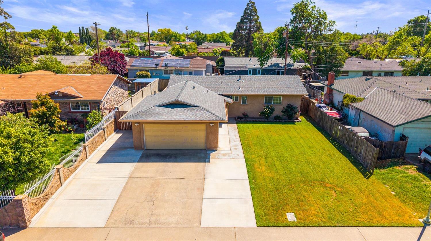 2142 Kirk Way