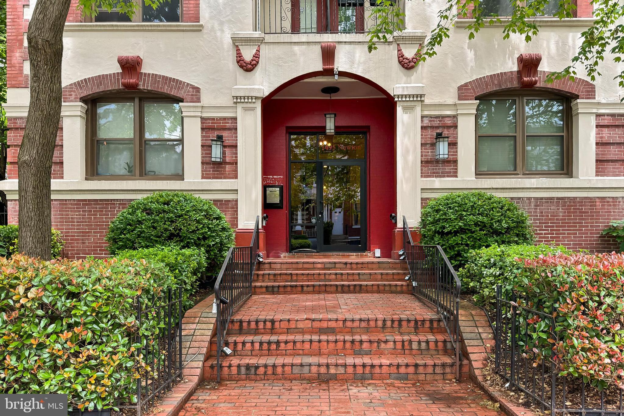 1495 NEWTON STREET NW 206