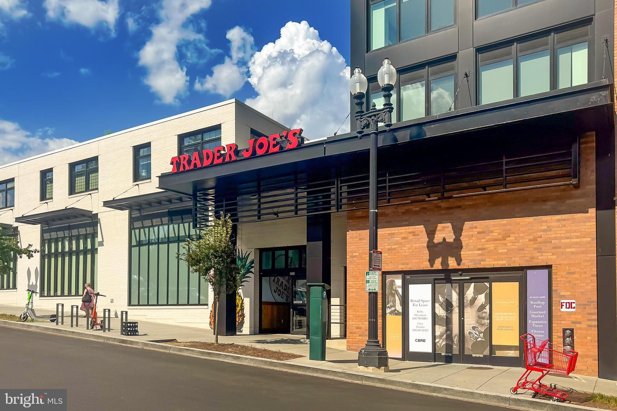 3600 CONNECTICUT AVENUE NW 105