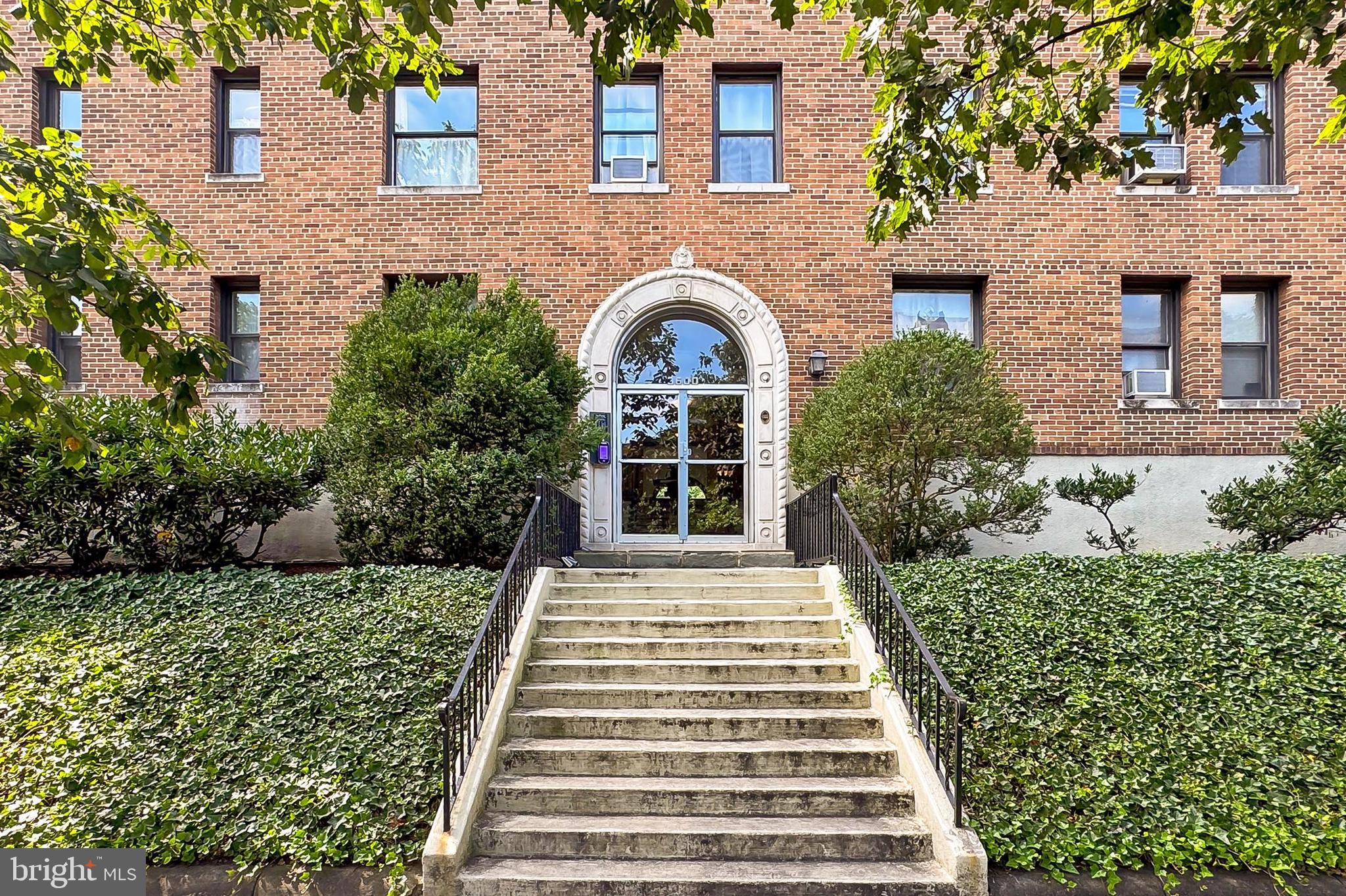 3600 CONNECTICUT AVENUE NW 105