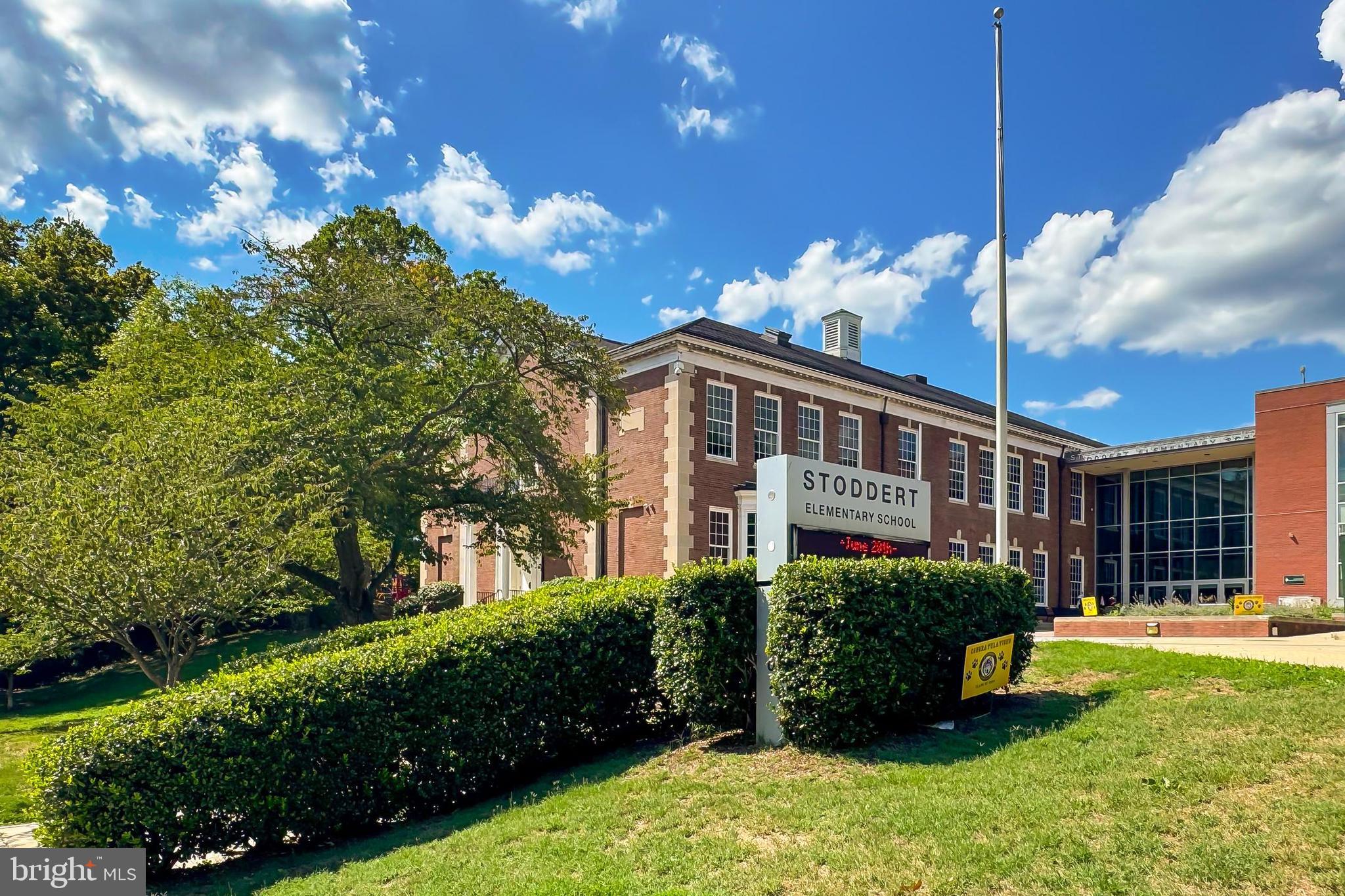 3600 CONNECTICUT AVENUE NW 105