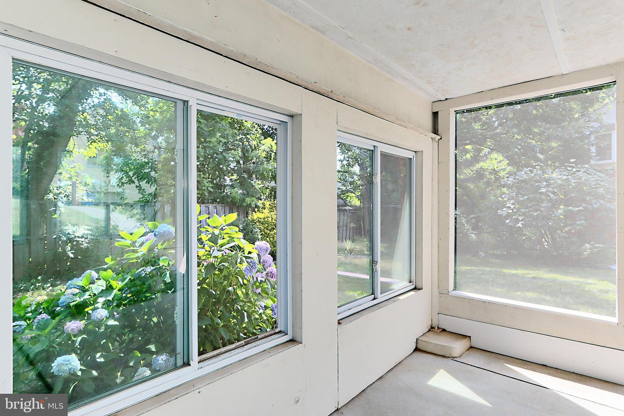 1705 S LINCOLN STREET