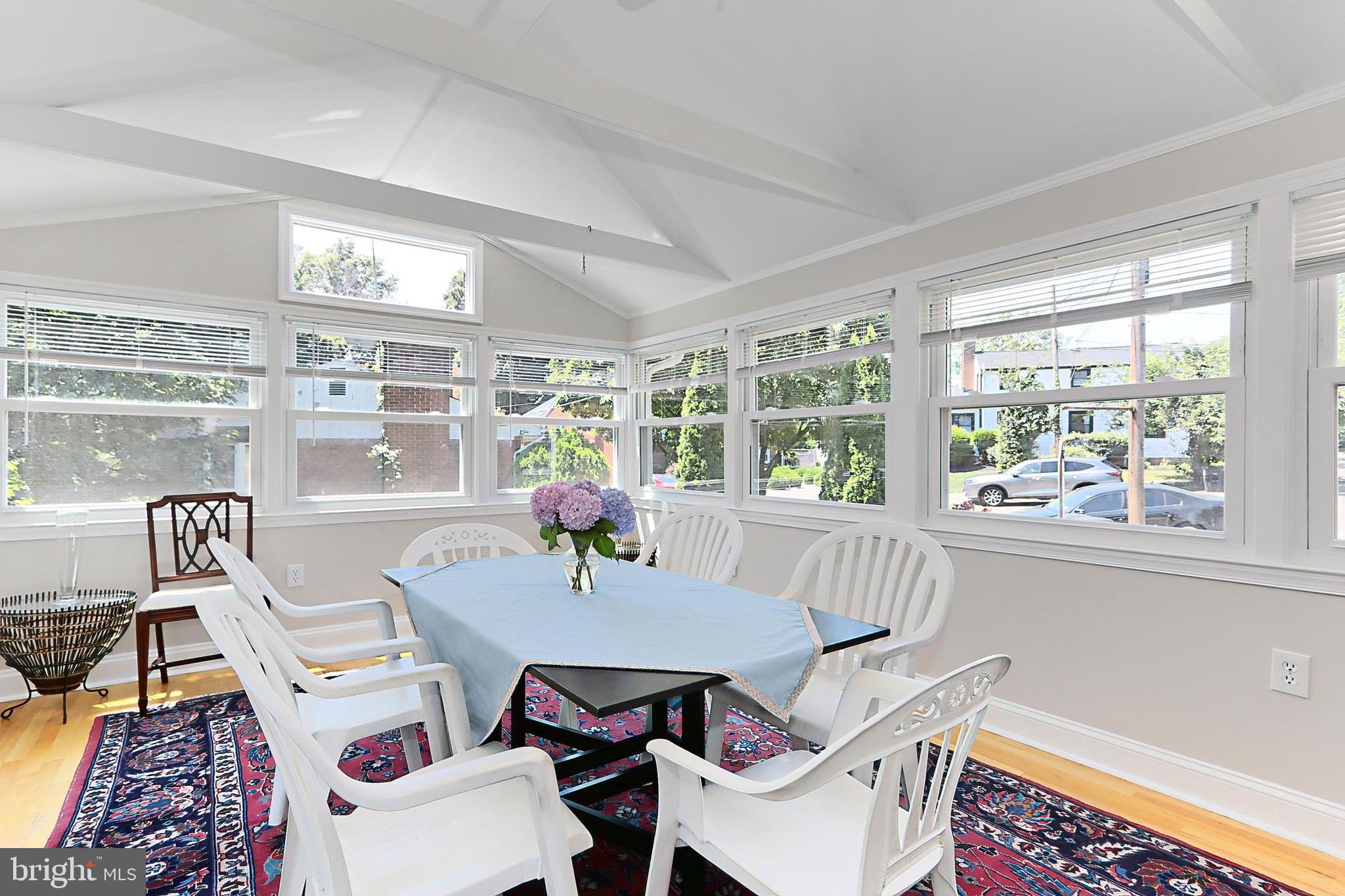 1705 S LINCOLN STREET