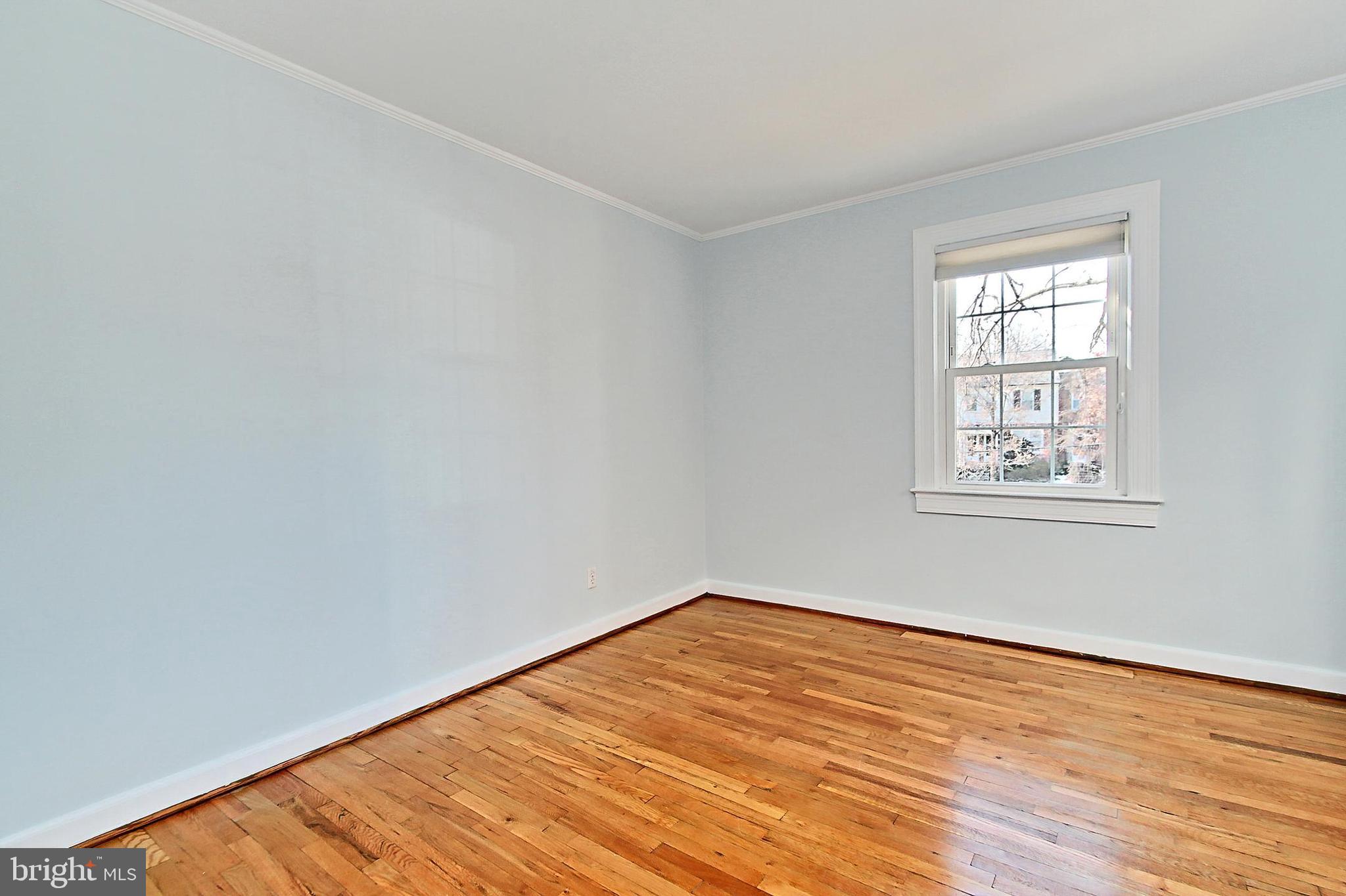1401 S BARTON STREET 214