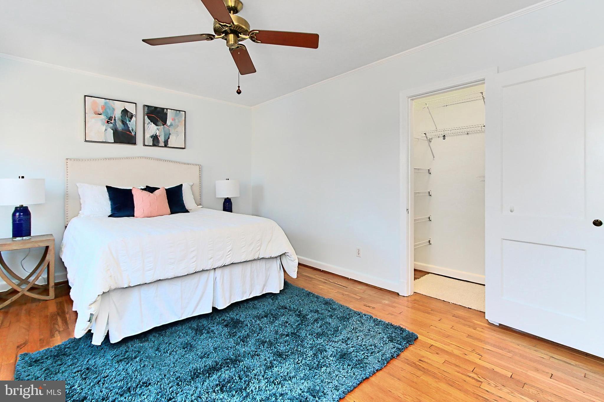 1401 S BARTON STREET 214