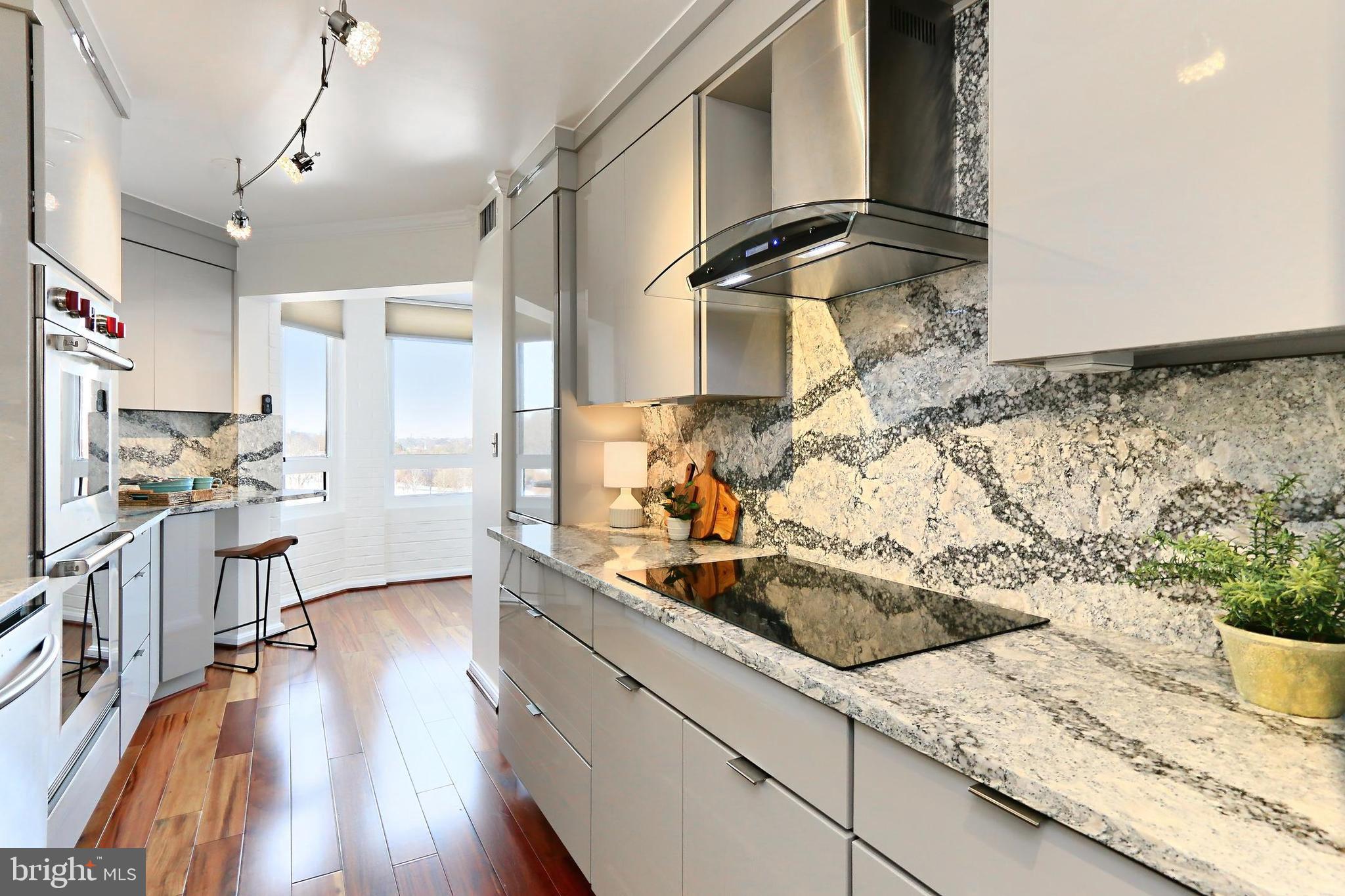 2121 JAMIESON AVENUE 1101