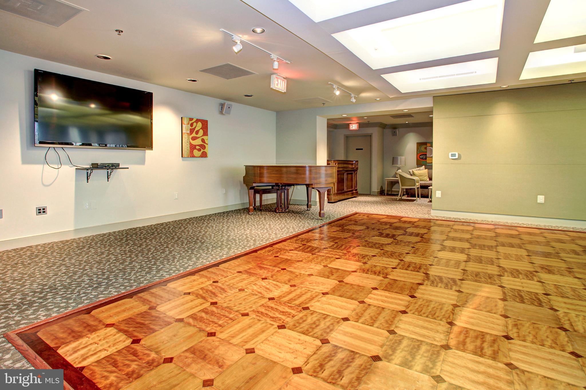 2121 JAMIESON AVENUE 710