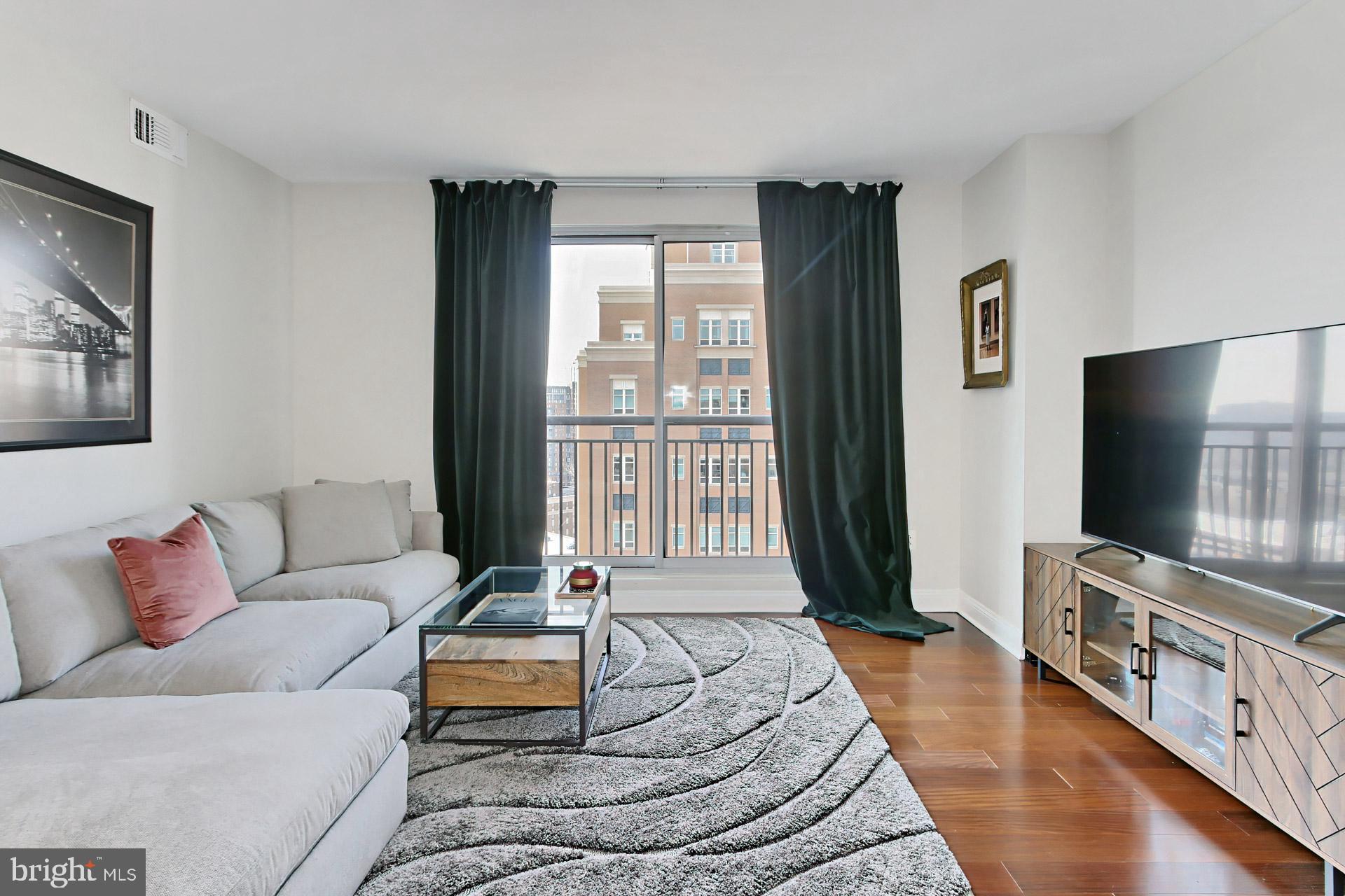 2050 JAMIESON AVENUE 1409