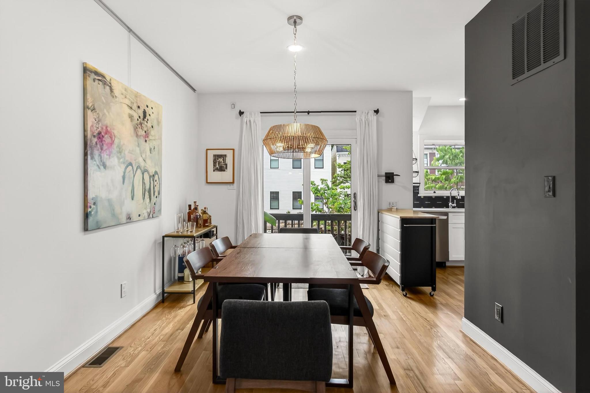 902 ORONOCO STREET