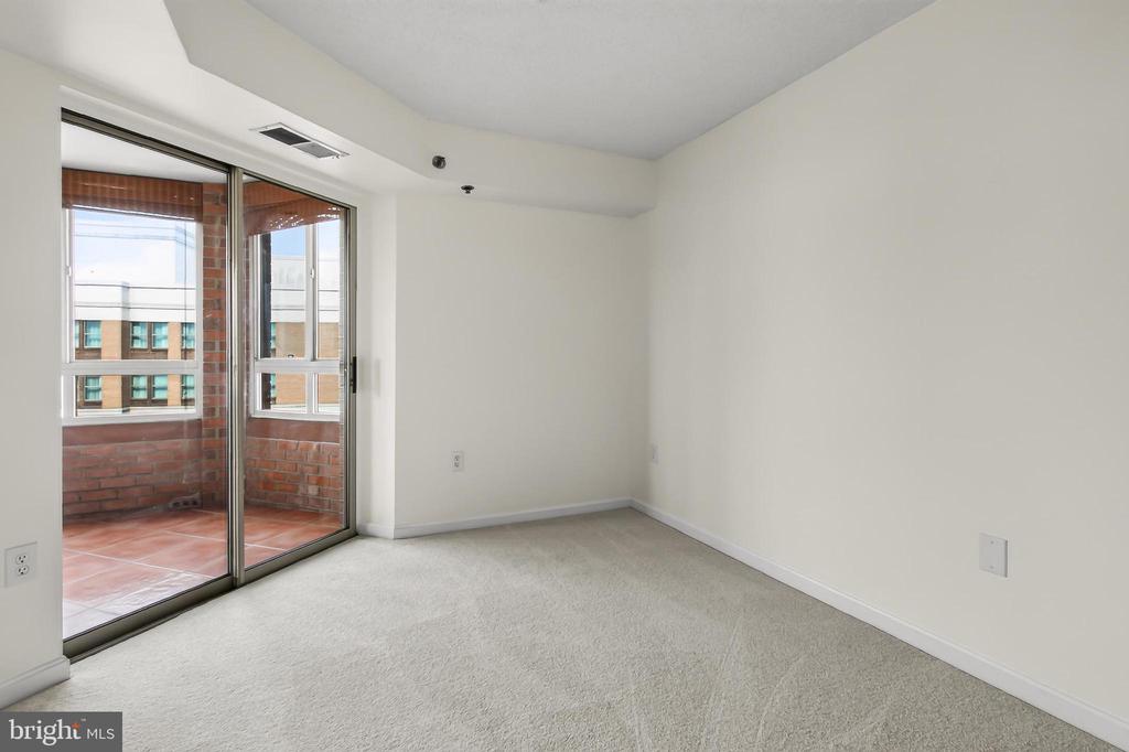 2181 JAMIESON AVENUE Unit: 1502