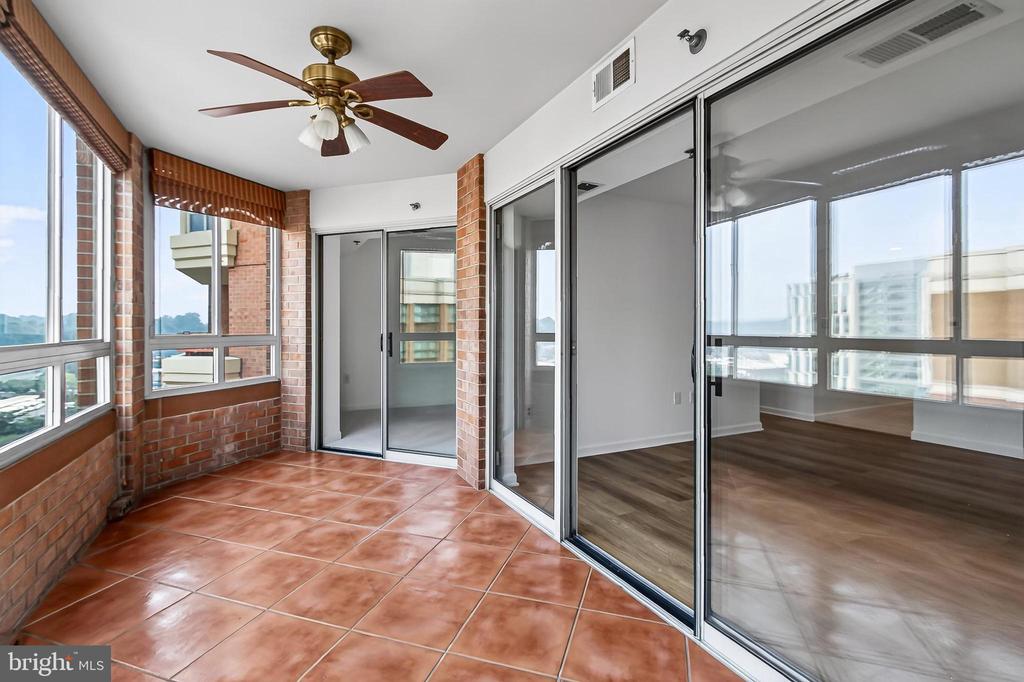 2181 JAMIESON AVENUE Unit: 1502