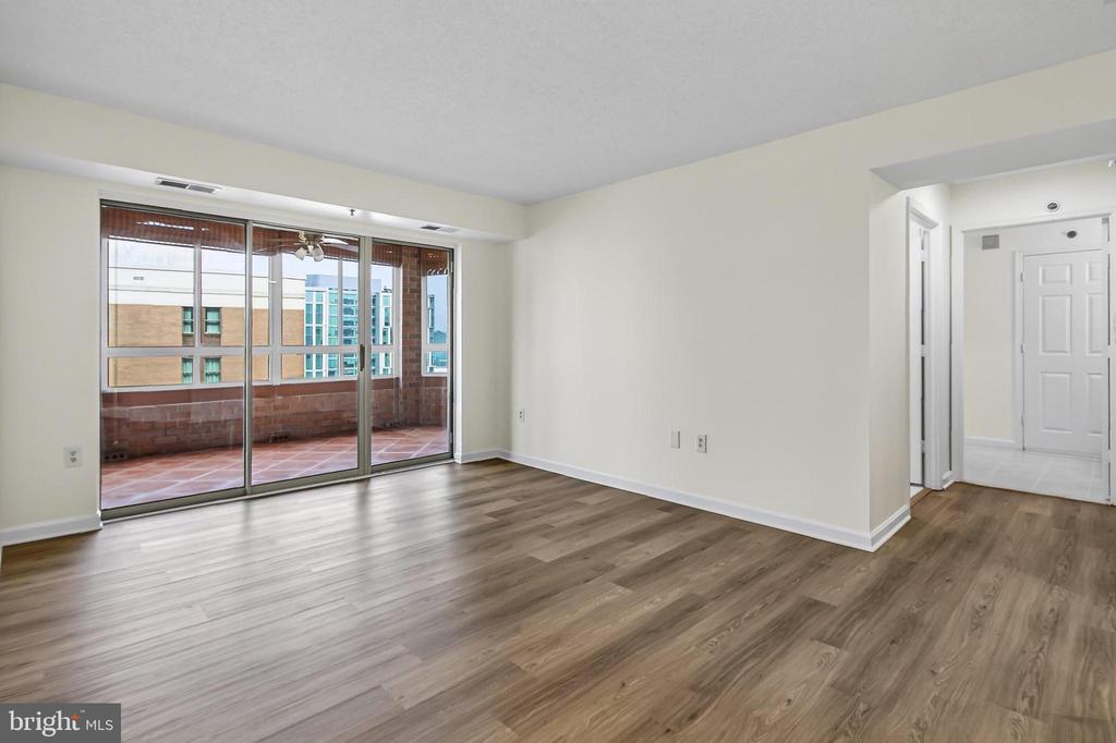 2181 JAMIESON AVENUE Unit: 1502