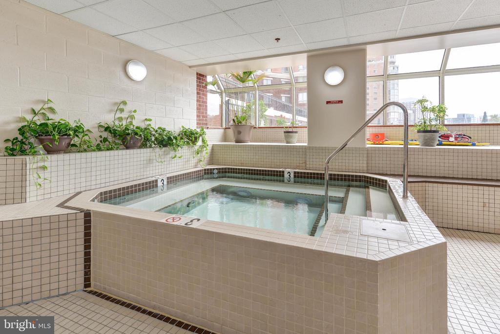 2151 JAMIESON AVENUE Unit: 1911