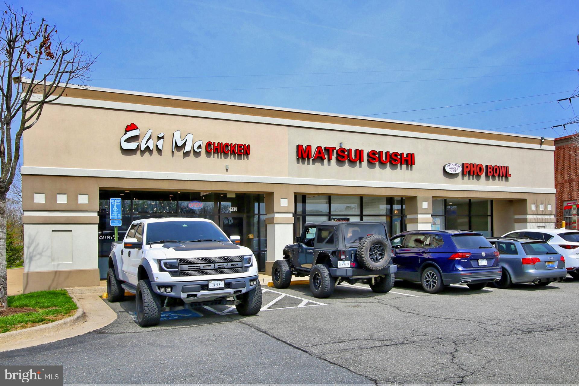 6635 ROCKLEIGH WAY
