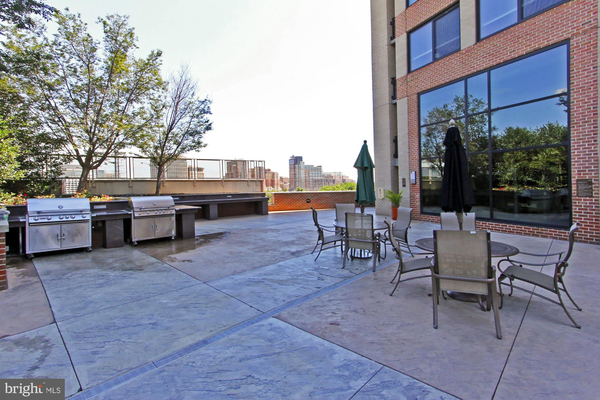 2451 MIDTOWN AVENUE 903