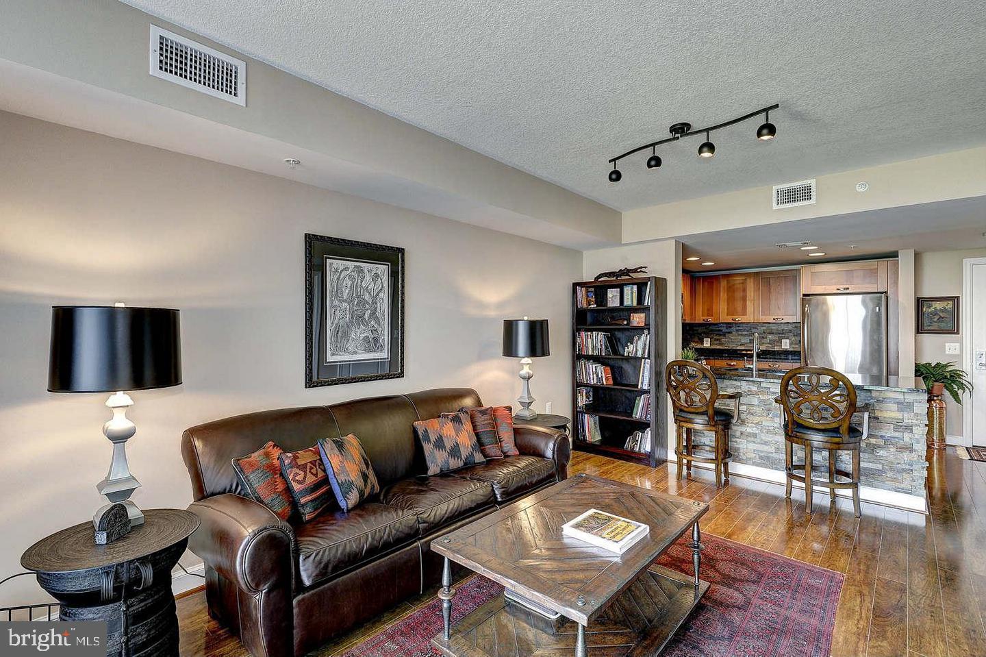 2451 MIDTOWN AVENUE 903