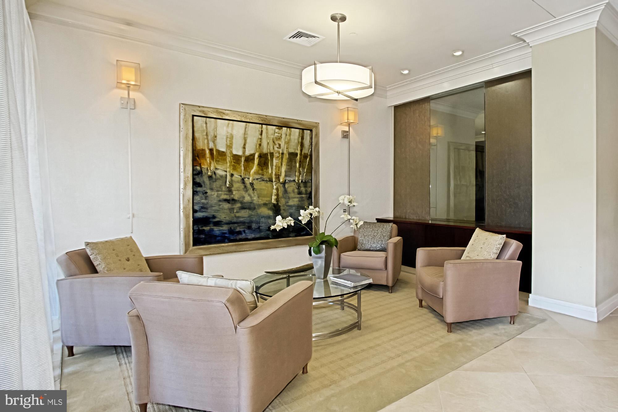 2451 MIDTOWN AVENUE 903