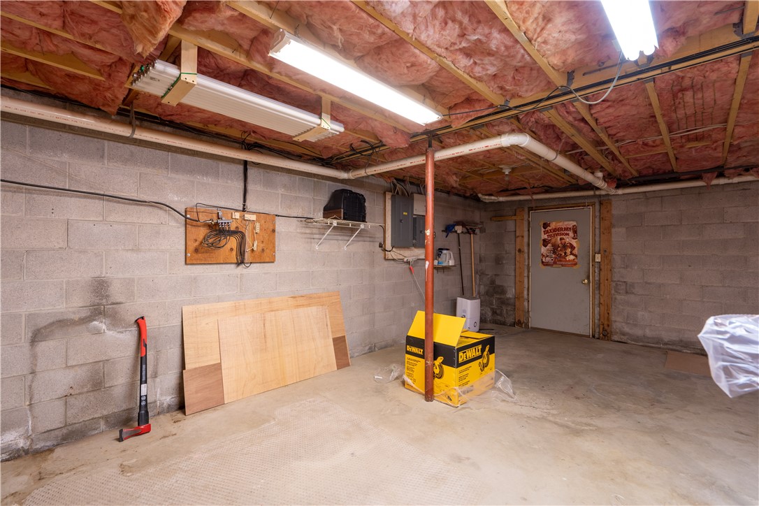7585 Hynes Road