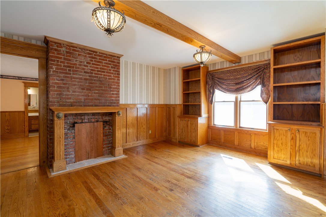 106 North Lackawanna Street