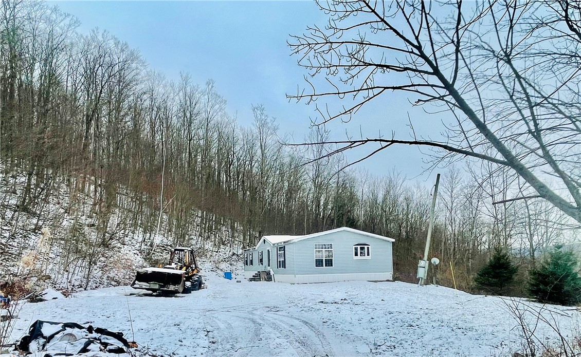 9248 County Road 15b