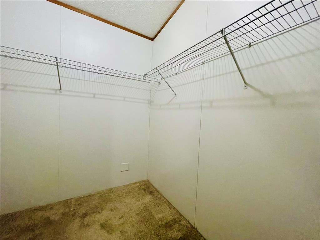 9248 County Road 15b